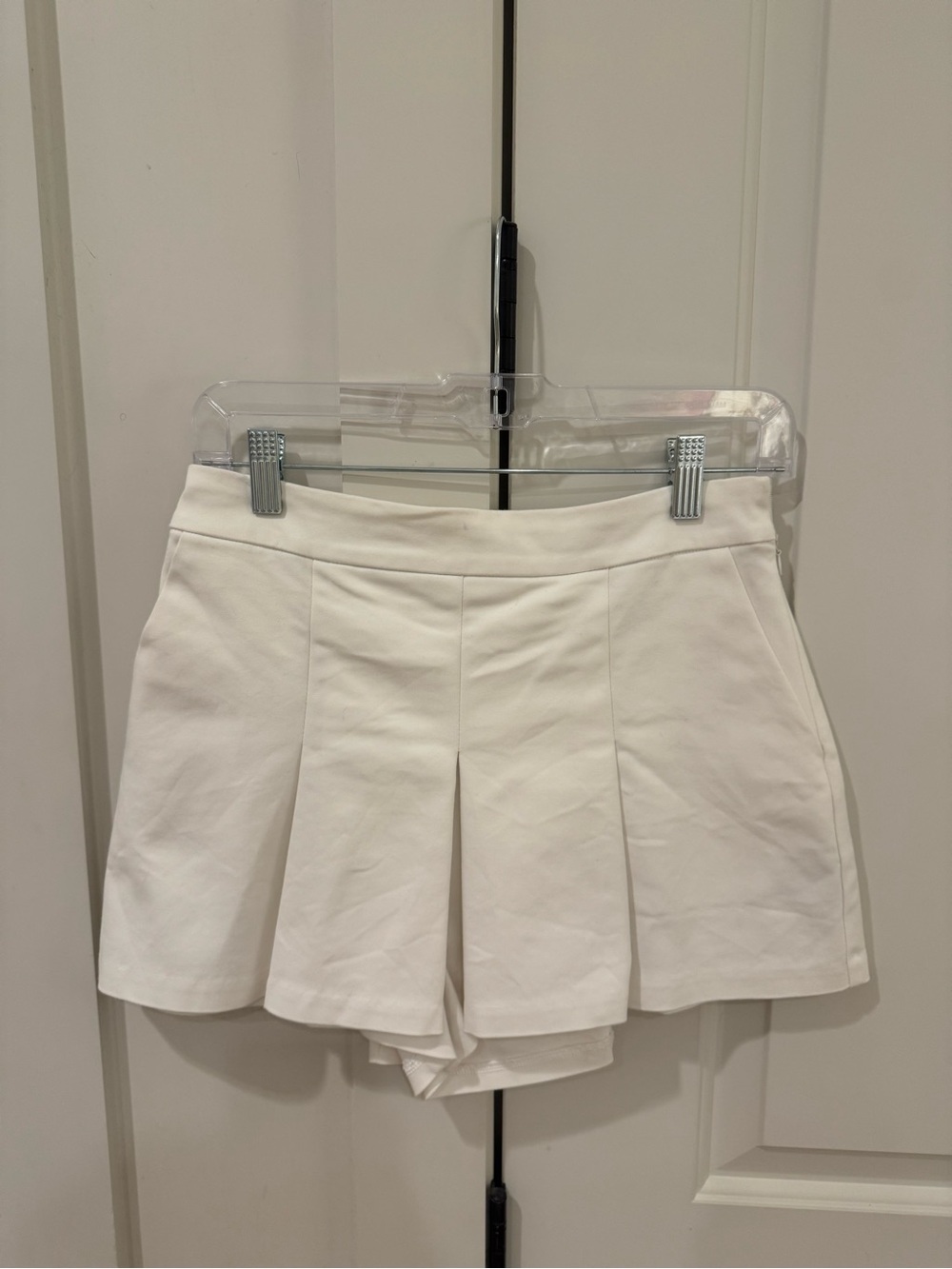 English Factory White Pleated Skort